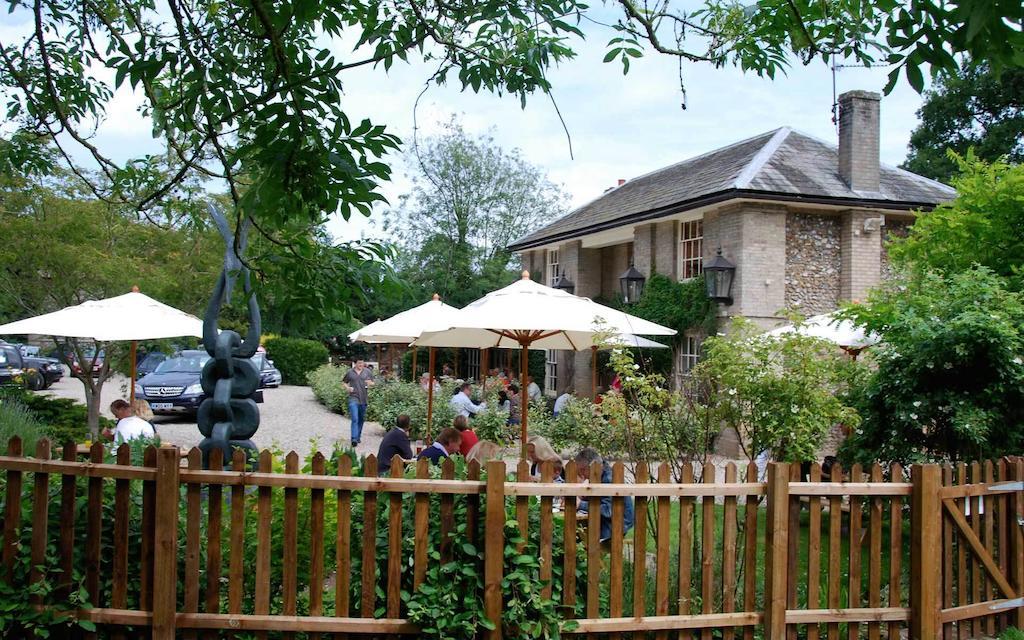 The King'S Head Hotel Холт Екстериор снимка